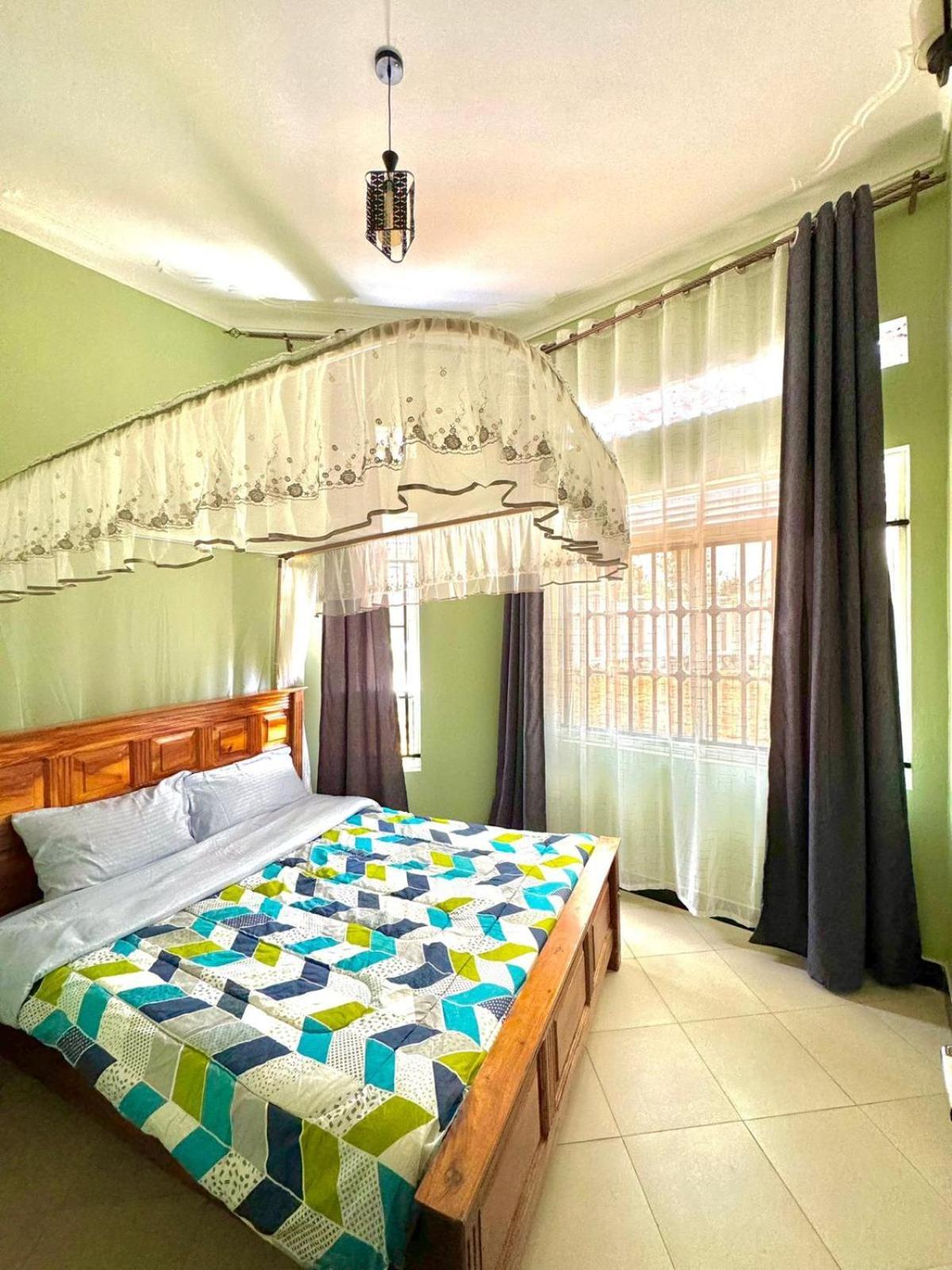 Entula Safari And Accommodation Mbarara Dış mekan fotoğraf